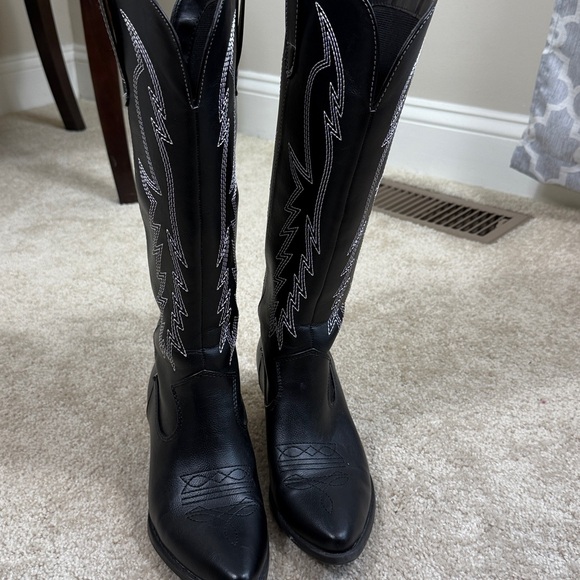 Soda Black Western Boots - Picture 2 of 8